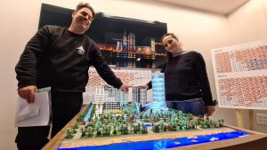 הרוכשים שלנו 1 - באטומי פור יו