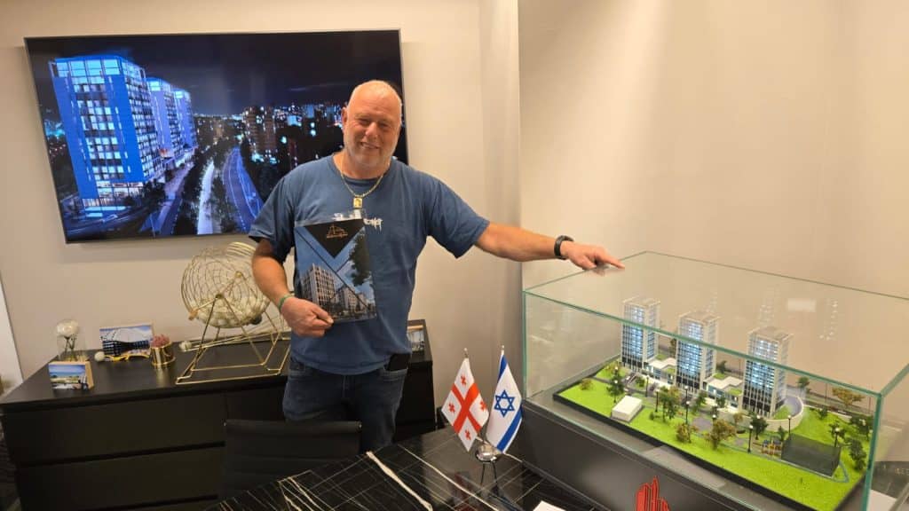 WhatsApp Image 2025-03-20 at 10.46.18 (1)