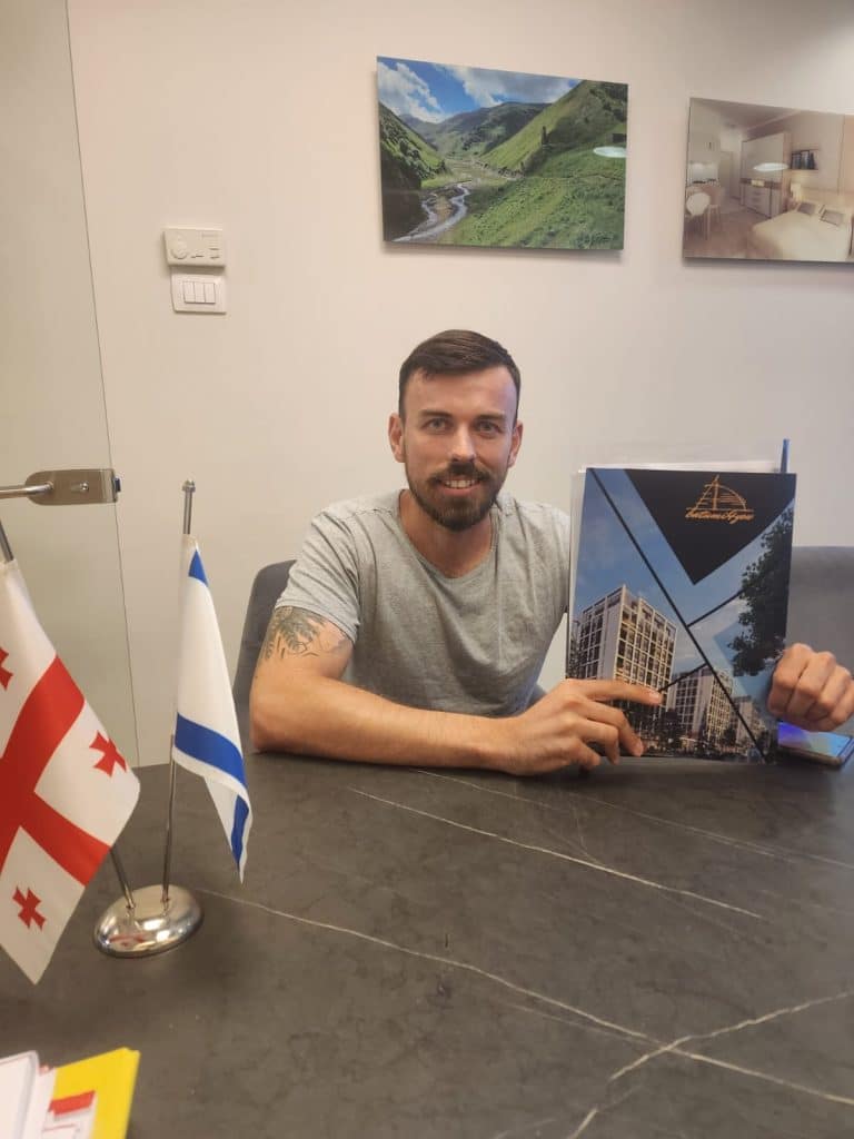 WhatsApp Image 2025-04-24 at 16.42.51 (1)